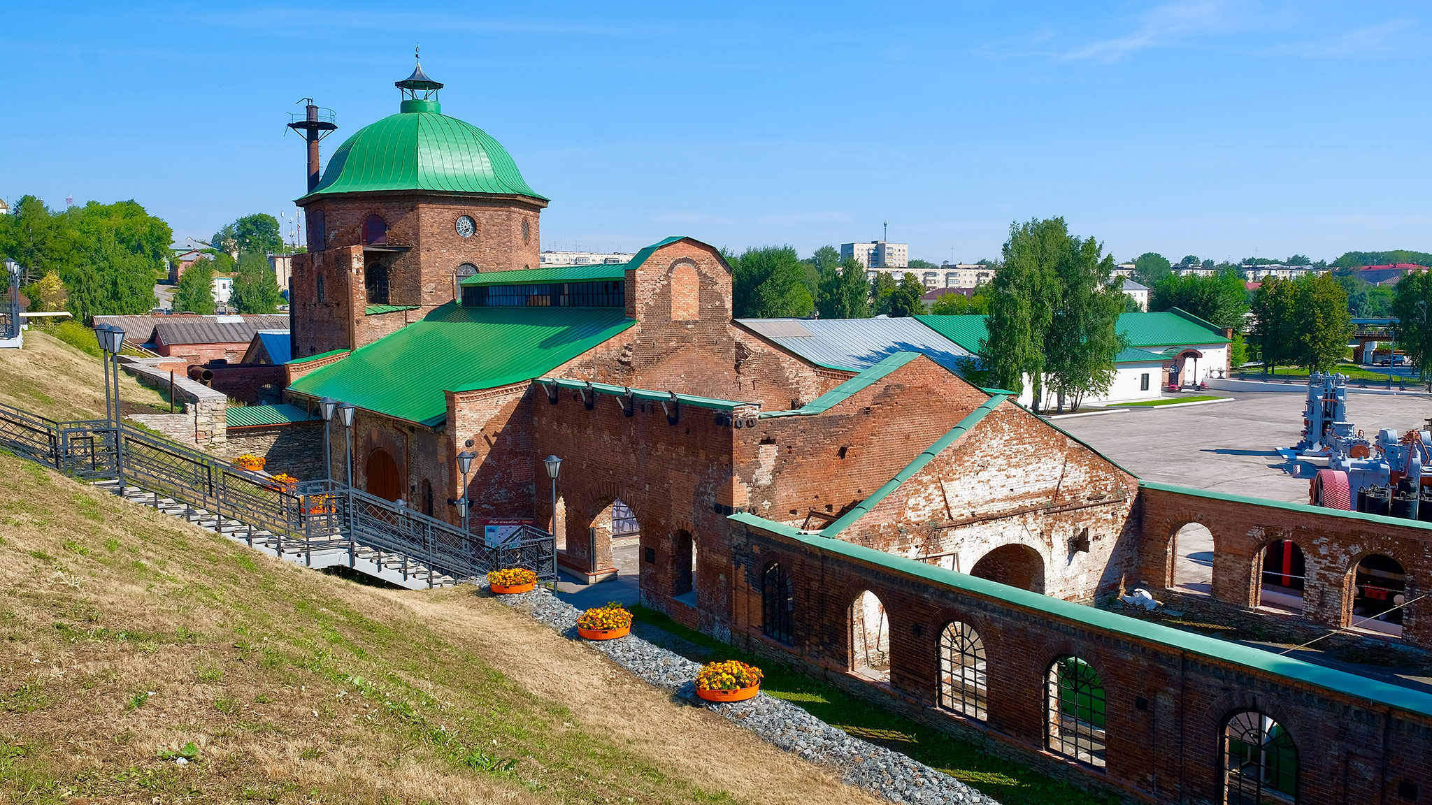 Северская доменная печь с литейным двором 1860 год. Полевской (Severskaya Blast Furnace Museum, Polevskoy)